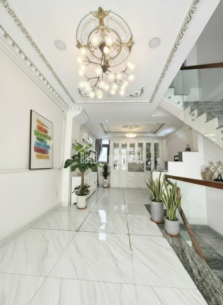 Bán nhà  đường  Gò Dưa, Thủ Đức, TP HCM. DT 90m2, 4 tầng. Giá 7.25 tỷ, Sổ hồng - 0933125879