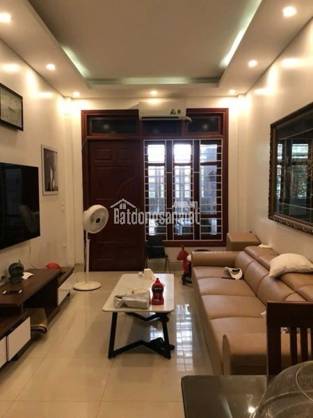 bán nhà bồ đề - 6 tầng thang máy - ô tô đỗ cửa - sát hồ