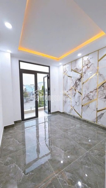 ĐOÀN VĂN BƠ – NHÀ 3 TẦNG NHỎ XINH – XÁCH VALI VÀO Ở NGAY💰 Giá chính chủ: 3.5 TỶ – bớt Lộc Cách
