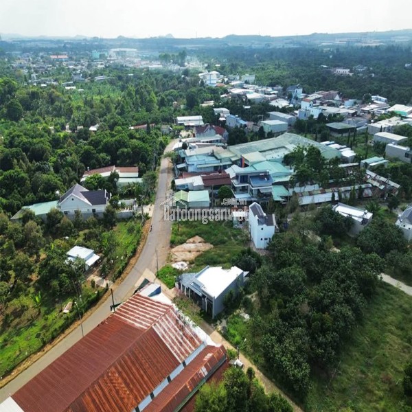 MẶT TIỀN BÊ TÔNG, CHỈ 216Tr/m , GẦN THCS LÊ A, KCN LONG KHÁNH, P. BÌNH LỘC, ĐN.