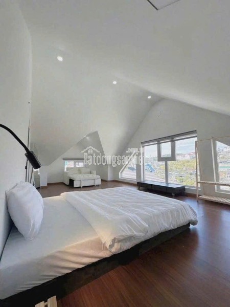 Cho thuê nhà mặt tiền 8 phòng Phạm Ngọc Thạch phường 6 Đà Lạt