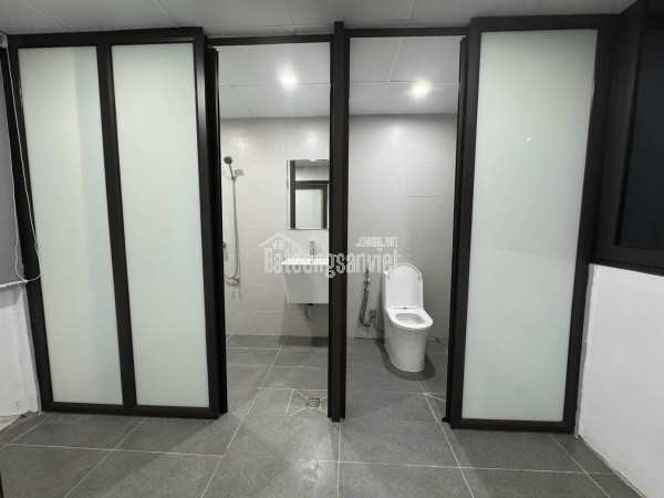 Bán nhà ngõ Kim Mã - Ba Đình, 50m2, 4 tầng, 4PN, sổ đỏ, 10 tỷ. LH: 0967696080