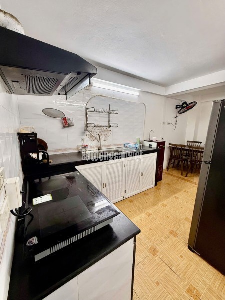 Bán nhà ngõ Kim Mã - Ba Đình, 50m2, 4 tầng, 4PN, sổ đỏ, 10 tỷ. LH: 0967696080