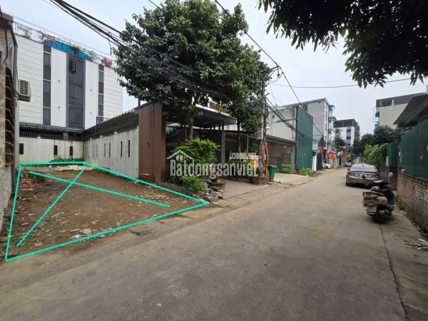 Cắt lỗ 300tr - bán mảnh đất cạnh trường Đại Học Quốc Gia (Hòa Lạc)