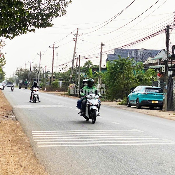 ĐẤT NỀN MT ĐƯỜNG NHỰA, CHỈ 380Tr! NGAY CHỢ VÀ KCN LONG KHÁNH. ĐỒNG NAI