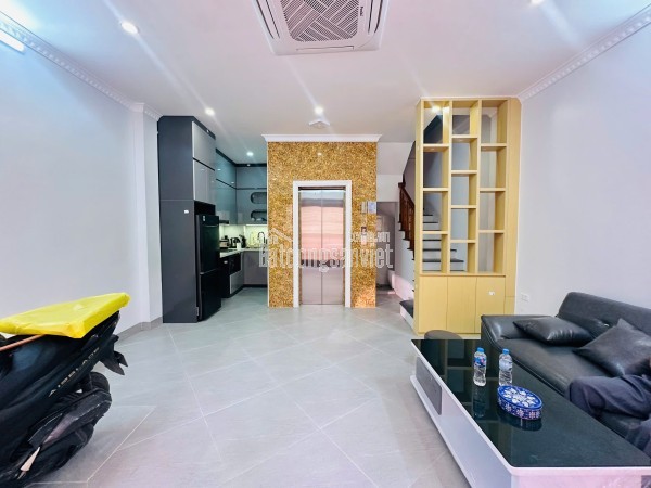 NHÀ ĐẸP  XÂY MỚI CỨNG- FULL NỘI THẤT ĐẸP LONG LANH-6 TẦNG THANG MÁY ÊM RU -KHÁCH CHỈ VIỆC SÁCH