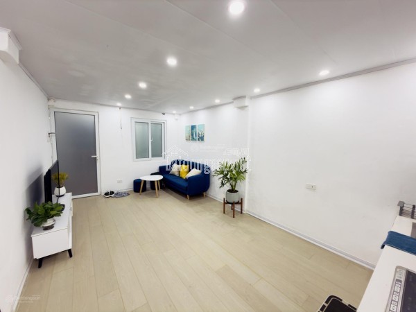 Bán tập thể Quỳnh Mai 48m 2 ngủ đủ công năng chỉ 2,1x tỷ Sđcc