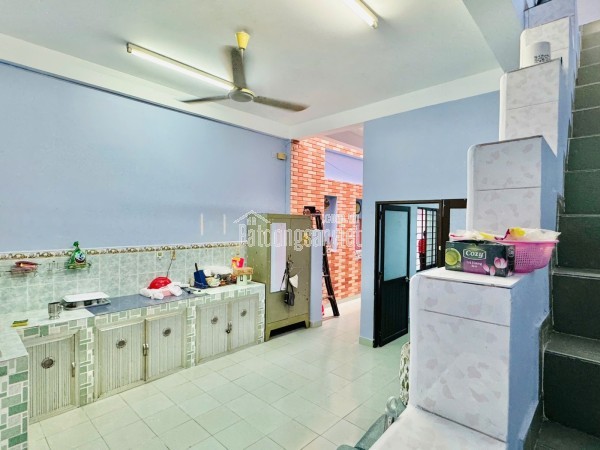 MẶT TIỀN KINH DOANH ĐỈNH - DƯƠNG ĐÌNH HỘI - ĐỖ XUÂN HỢP - 4 TẦNG HOÀN CÔNG ĐỦ
