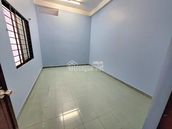 MẶT TIỀN KINH DOANH ĐỈNH - DƯƠNG ĐÌNH HỘI - ĐỖ XUÂN HỢP - 4 TẦNG HOÀN CÔNG ĐỦ