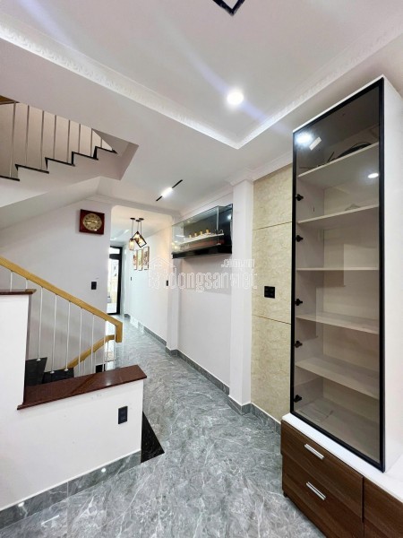 Cho thuê nhà nguyên căn 10 phòng Bùi Thị Xuân phường 2 Đà Lạt giá 20 triệu