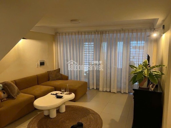 Nhà 4 tầng hẻm 803 Huỳnh Tấn Phát – Ô tô đỗ cửa, có sẵn dòng tiền