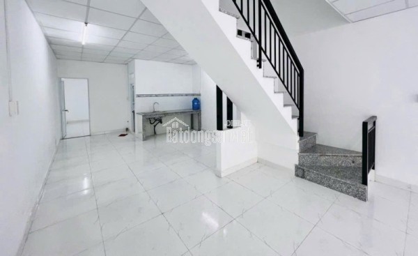 Bán nhà đường số 10, Phường Tam Bình, Thủ Đức,TP HCM. DT 100m2, 2 tầng. Giá 7.9 tỷ, SHR -