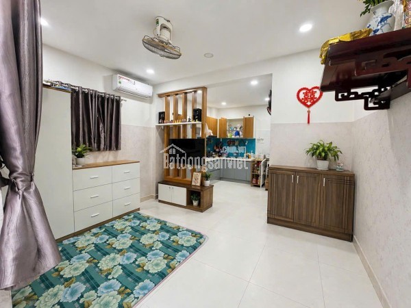 Chính chủ bán nhanh nhà đẹp khu tập thể Đài Phát Tín - Khu phân lô bàn cờ - Cạnh Louis City Đại Mỗ