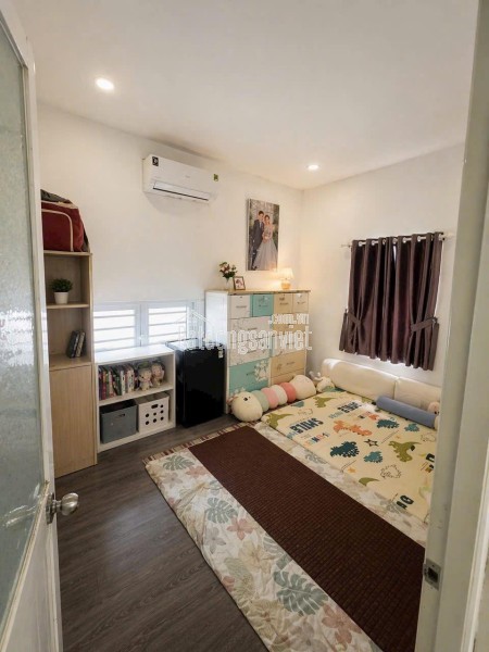 Chính chủ bán nhanh nhà đẹp khu tập thể Đài Phát Tín - Khu phân lô bàn cờ - Cạnh Louis City Đại Mỗ