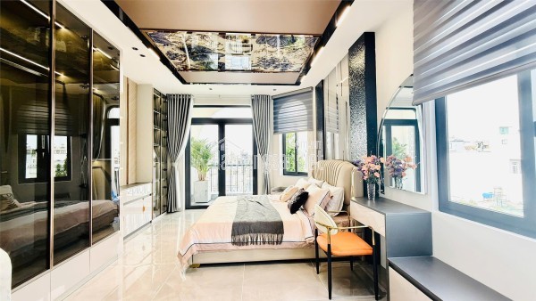 CHDV 14 PHÒNG, NGAY NGUYỄN VĂN NGHI, HXH, 5 TẦNG, 81M2, GIÁ CHỈ 10.5 TỶ, GIÁ ĐẦU TƯ