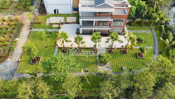 CHÍNH CHỦ CẦN SANG NHƯỢNG MẶT BẰNG 226 NGUYỄN VĂN CỪ,TP .VINH,NGHỆ AN