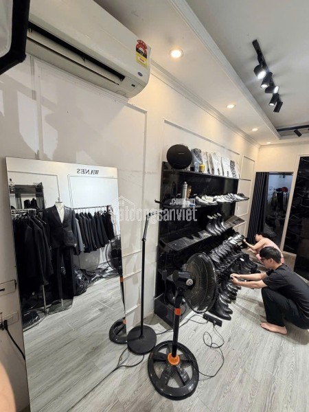 CHÍNH CHỦ CẦN SANG NHƯỢNG MẶT BẰNG 226 NGUYỄN VĂN CỪ,TP .VINH,NGHỆ AN