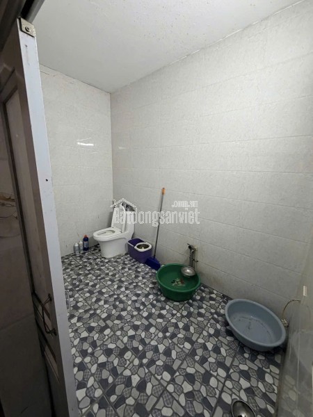 CHÍNH CHỦ CẦN SANG NHƯỢNG MẶT BẰNG 226 NGUYỄN VĂN CỪ,TP .VINH,NGHỆ AN