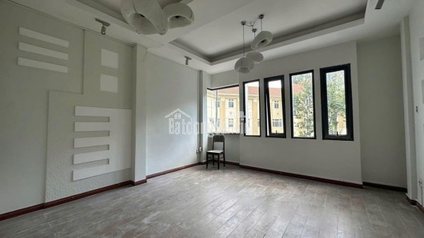Cho thuê villa đường Ngô Tất Tố phường 8 Đà Lạt 40 triệu/tháng