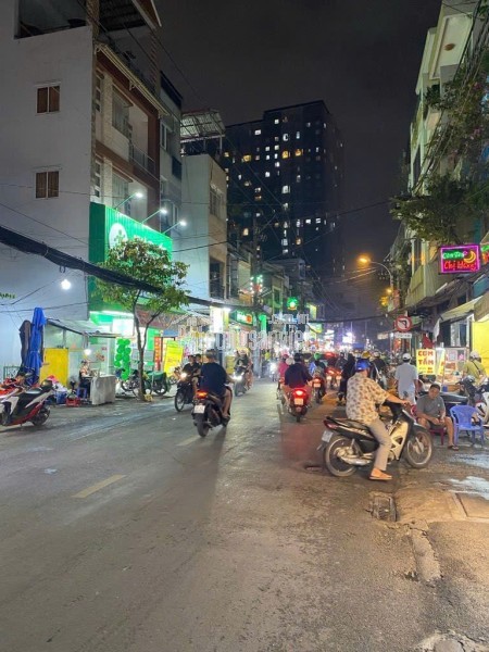 CHỈ XÓT LẠI CĂN GIÁ HẤP DẪN CHỈ 4 TY55 TL CHỐT .  BÙI VĂN  BA.  QUẬN 7.