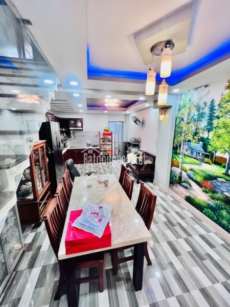 Bán nhà đường Man Thiện, Phường Tăng Nhơn Phú A, Q9, Thủ Đức, TP HCM. DT 72m2, 3 tầng, sổ hồng.