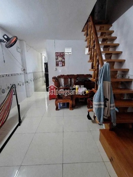 TRUNG TÂM QUẬN 7 LIỀN KỀ PHÚ MỸ HƯNG - NHÀ ĐẸP 2 TẦNG - 3PN - Ở NGAY - 42M2 - 1135 HUỲNH TẤN PHÁT