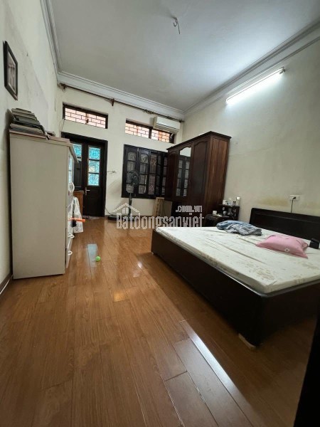 CẦN BÁN NHÀ QUAN NHÂN, THANH XUÂN DT52M MT4.2M, GẦN TRƯỜNG, CHỢ, TRẠM, NHỈNH 11 TỶ