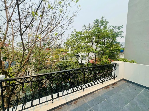 Siêu Hiếm - Lõi Ba Đình, nở hậu, 4 tầng, nội thất hiện đại, 5m ra ô tô tránh