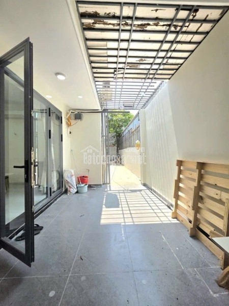 HUỲNH TẤN PHÁT Q7 – HẺM 1 XẸT – 75m² – 2 TẦNG – CHỈ 4 Tỉ NHỈNH