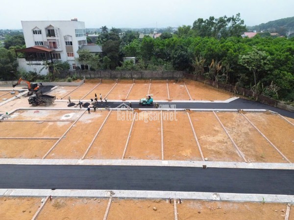 Đầu tư thông minh lô đất 100m2 gần Quốc Lộ 21, khu vực trung tâm Hòa Lạc. Phù hợp xây trọ, đầu tư