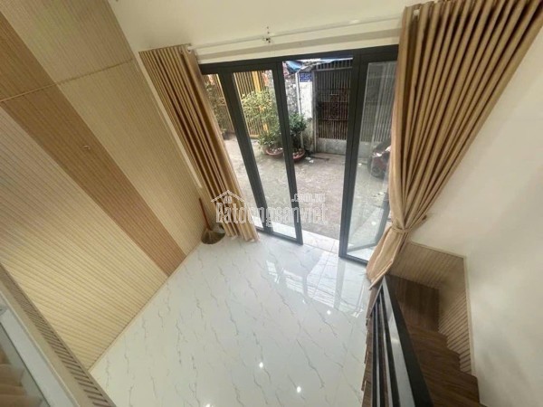 CHỈ 2.9 TỶ - CÓ NHÀ 2 TẦNG HẺM XE HƠI - QUẬN 12 RA RIÊNG THÔI!