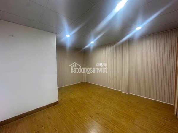 CHỈ 2.9 TỶ - CÓ NHÀ 2 TẦNG HẺM XE HƠI - QUẬN 12 RA RIÊNG THÔI!