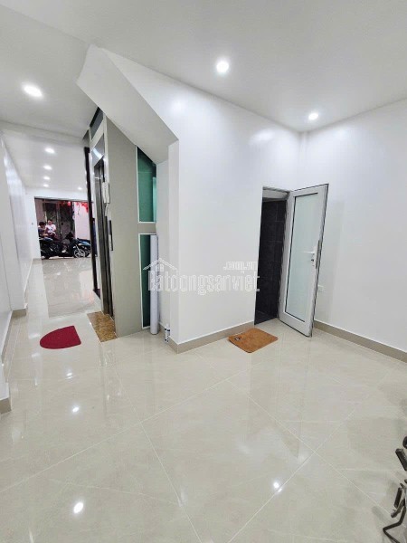 HOT HIT QUAN THỔ – NHÀ ĐẸP HIẾM, Ô TÔ ĐỖ CỬA – CHỈ 18,8 TỶ