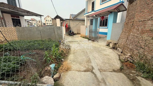 -QUÝ NHÀ ĐẦU TƯ NHANH TAY NHẮC MÁY ĐỂ CHÂP  LẤY CƠ HỘI, VỊ TRÍ KHU ĐÔNG DÂN CƯ TOÀN NHÀ GIẦU -DT