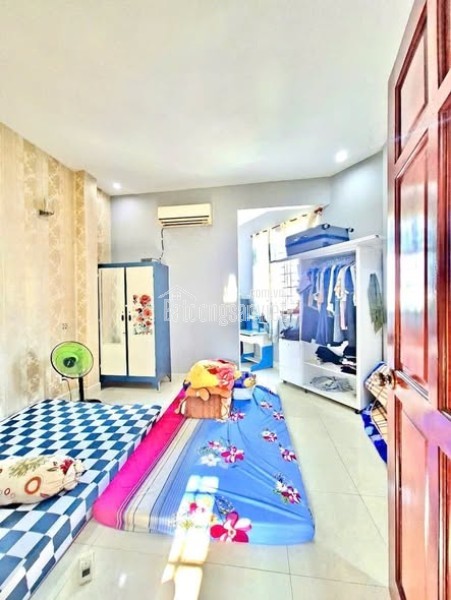 NHÀ GÓC 2 MẶT HẺM XE VF3 QUAY ĐẦU - NHÀ ĐÃ XÂY KIÊN CỐ TRỆT 2 LẦU HOÀN CÔNG ĐỦ - DT 5 x 10 GIÁ RẺ