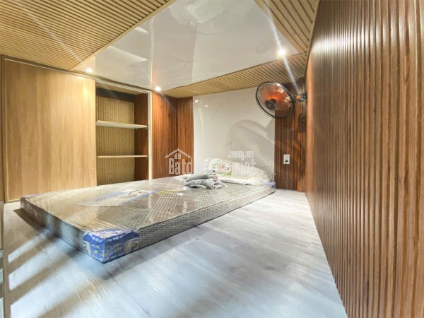 Nhà riêng nguyên căn cho thuê – Quận 10 - 2PN - 13tr