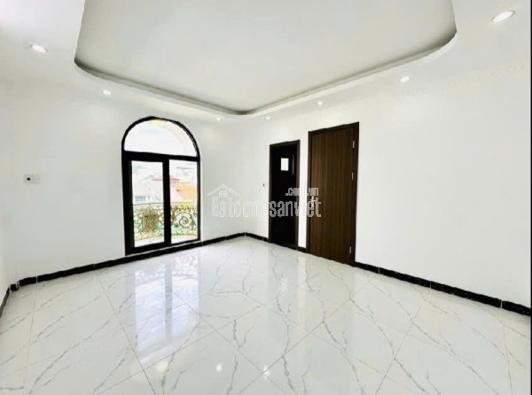 NHÀ PHỐ THACH BÀN Ô TÔ ĐỖ CỬA NGÀY ĐÊM  KINH DOANH VĂN PHÒNG  CÒN SÓT LẠI  GIÁ CHỈ NHỈNH 9 TY