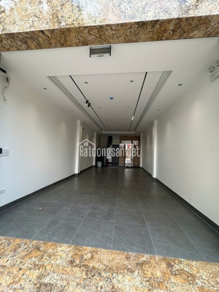 TOÀ NHÀ ĐẸP NHẤT TẠI X2B, LÔ GÓC ,VIEW HỒ, Ô TÔ CHÁNH, THANG MAY, KINH DOANH TỐT, 80M2, GIÁ nhỉnh