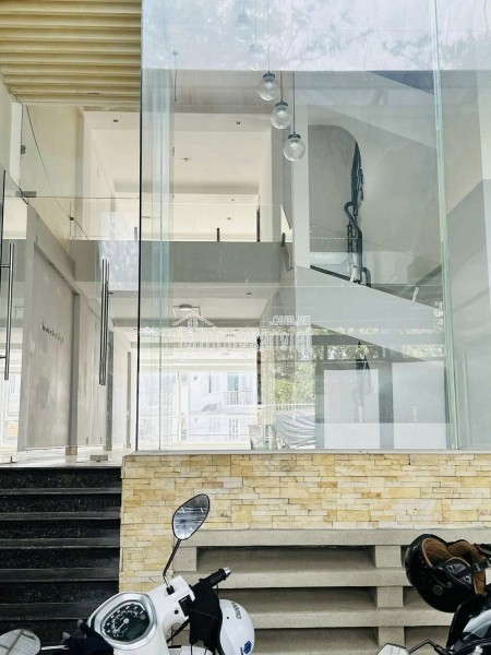 Cho thuê nhà mặt tiền Trần Lê phường 4 Đà Lạt 28 triệu/tháng