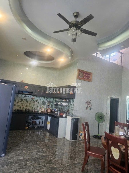 CẦN BÁN BIỆT THỰ NHÀ VƯỜN NGHỈ DƯỠNG. MẶT TIỀN ĐƯỜNG CÂY GÕ CỦ CHI, ĐẤT ĐẸP QUY HOẠCH 2 MẶT TIỀN