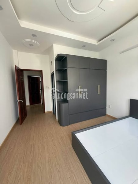NHÀ MT HẺM 8M NHỈNH 7 T.Ỷ XE ÔTÔ TRÁNH NHAU VI VU - HẺM THÔNG ĐÀO TÔNG NGUYÊN - SÀI GÒN MỚI -