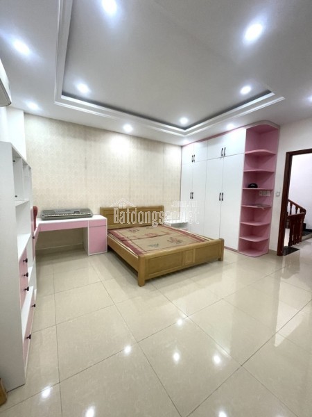 Bán nhà mặt phố 3 tầng, đường số 38, Hiệp Bình Chánh, Thủ Đức, TP HCM. DT - 70m2. Giá  8.4 tỷ