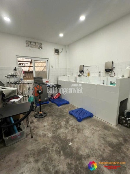 SANG NHƯỢNG CỬA HÀNG THÚ CƯNG QUẬN TÂN PHÚ – DOANH THU ỔN ĐỊNH, VÀO KINH DOANH NGAY