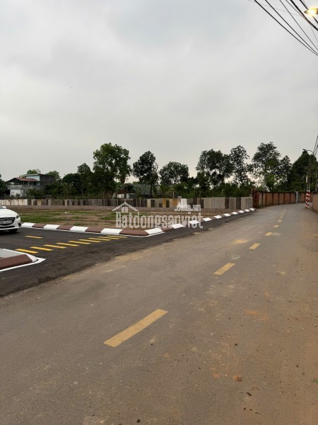 MẢNH ĐẤT VÀNG GIÁ F0 TẠI SƠN ĐÔNG, SƠN TÂY, HÀ NỘI. 100m2 full thổ, mặt tiền 6,8m