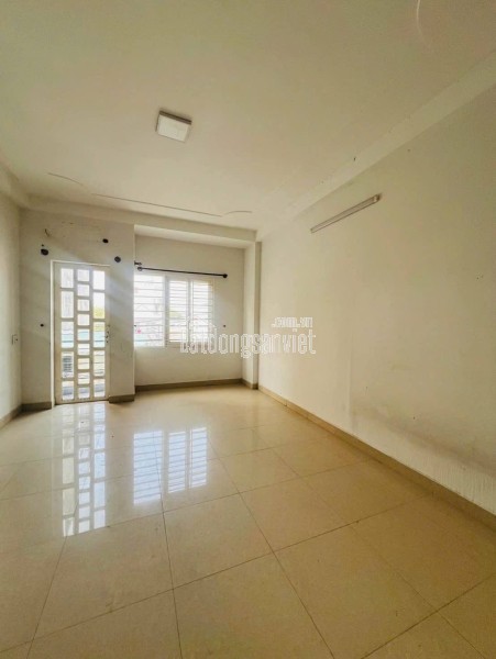 NHÀ 1 SẸT NGẮN 10M RA SONG HÀNH Q12 - DT40M2 - 2 TẦNG - GIÁ  3 TỶ NHĨNH