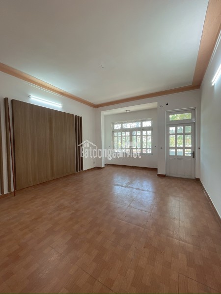 Cho Thuê Văn Phòng Đường Phan Đăng Lưu Hải Châu Đà Nẵng – 220m², Thang Máy, PCCC, Giá 21 Triệu