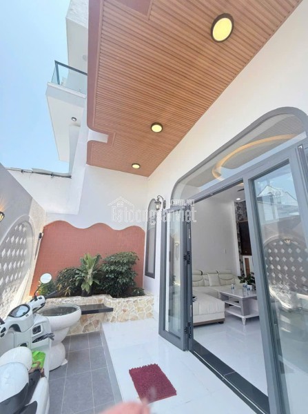 BÁN CĂN NHÀ 2 TẦNG CAO CẤP TẠI TP PHAN THIẾT – PHONG CÁCH RESORT