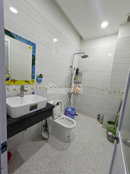 NHÀ PHỐ VEN SÔNG – KDC PHÚ LỢI QUẬN 8 – 4x24m – GIÁ 7,9 TỶ