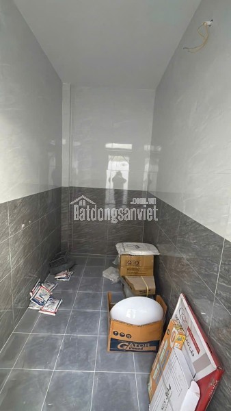 BÁN NHÀ NẰM NGAY TRUNG TÂM HẬU GIANG QUẬN 6