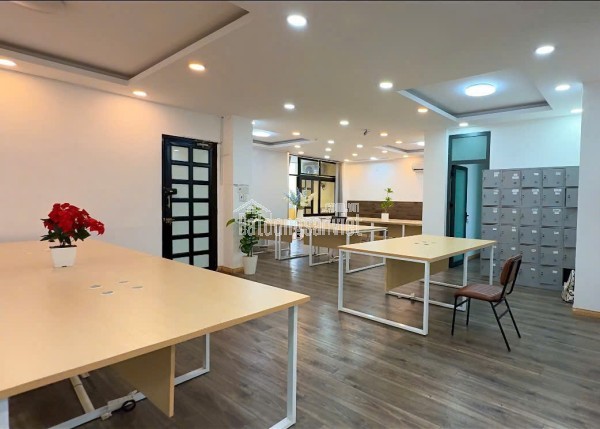 CHO THUÊ CĂN HỘ FULL Tiện ích hẻm 212B Nguyễn Trãi, Quận 1, Ms. Diệu – 0961444638